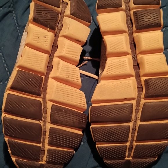 OnCloud X Running shoes | Size 6.5 W - Picture 5 of 9